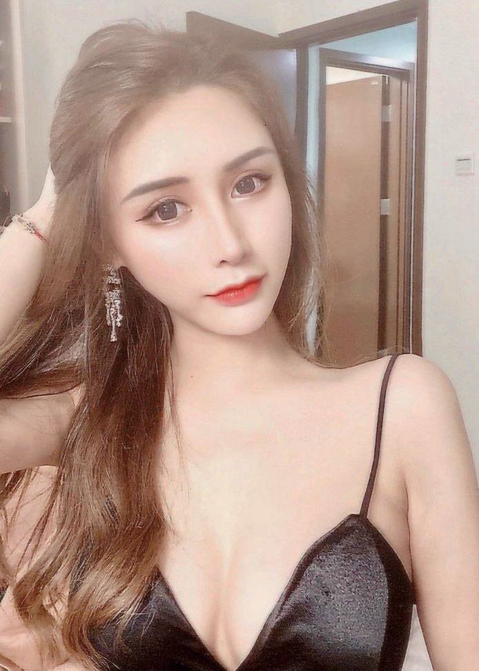 Sita 22 Bisexual,G cup,Brown,66-70kg,Vietnamese